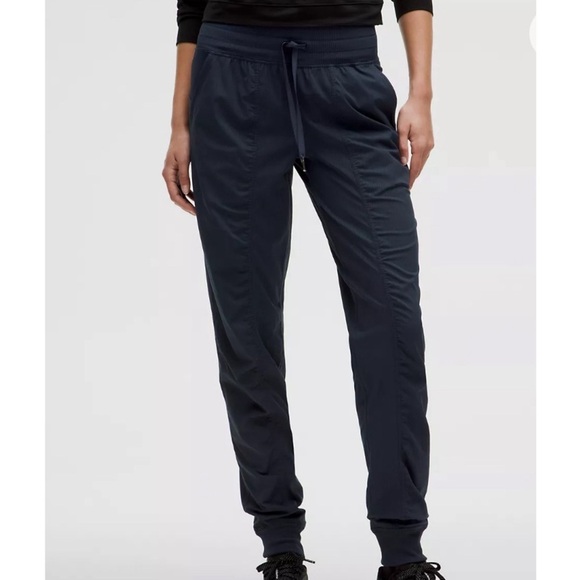 Lululemon navy blue Dance Studio Mid-Rise Jogger 8 - Picture 1 of 5